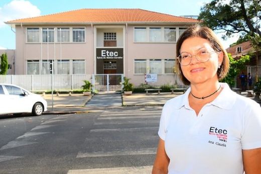 Ana Claudia Câmara Pereira. "Inscrições podem ser feitas até o próximo dia 25 pelo site vestibulinho.etec.sp.gov.br"