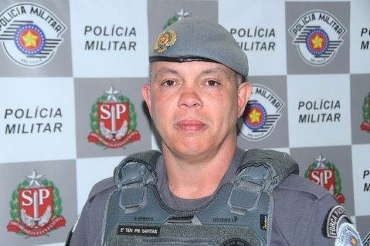O 1º tenente Dantas. Nesse ano, ele completa 30 anos de atividades pela PM
