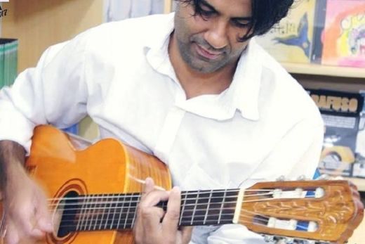 Comerciante e músico morre com tiro