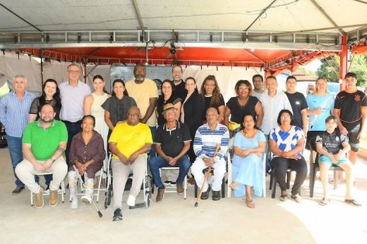 Para a população. Os palestrantes Raul Franco, Fabiana Davoglio e Rafaela Lopes, com José Amarante, incentivando a prevenção e o tratamento adequado do diabetes