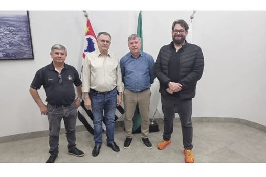 Prefeito de São João da Boa Vista, Vanderlei Borges de Carvalho, foi recebido no Gabinete