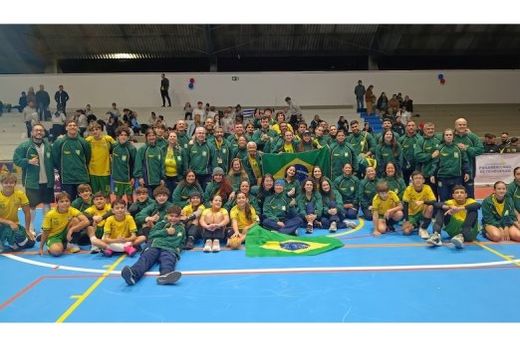 A Delegação do Brasil na Colômbia. No total, das 11 equipes, foram conquistados dez pódios em Bogotá