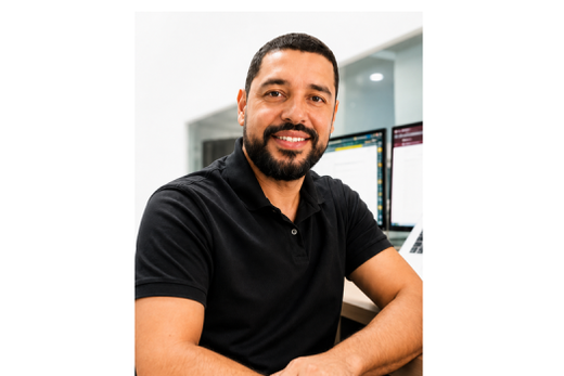 Ruy Moreira. Palestrante desenvolverá o tema 'Atendimento que faz o cliente voltar'