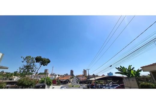 Nesta segunda-feira (17), o sol predomina durante todo o dia