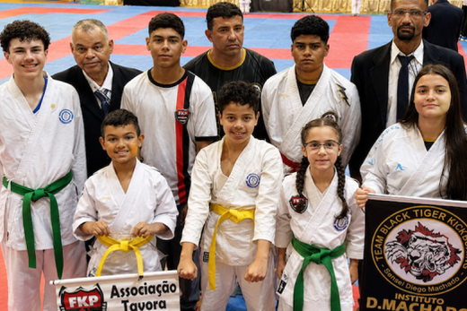 Com nove atletas. Em Urupês foram três medalhas de ouro, três de prata e quatro quartos lugares