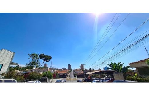 Nesta segunda-feira (24), as temperaturas variam entre 10°C e 29°C, sem previsão de chuva