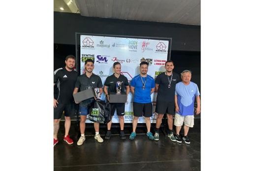 Premiação da Categoria A. Entre João Paulo Menezes e Mário Suguino, Ettore Palauro (São Carlos), Hérverton Guedes (Ribeirão Preto), Fábio Nagano (Araraquara) e Pedro Guedes (Ribeirão Preto)