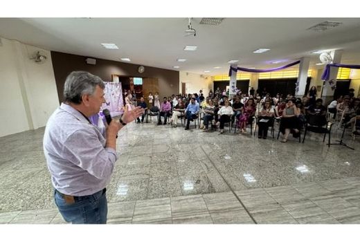 No Salão Paroquial da Igreja Santa Cruz. Programação especial alusiva ao ?Agosto Lilás? aconteceu no último dia 21