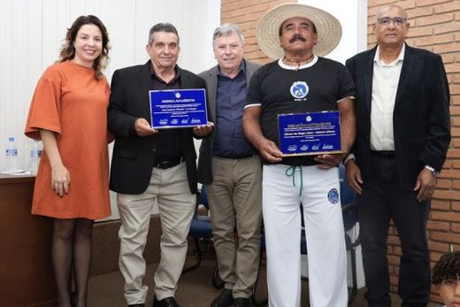 Tu Pinotti foi homenageado com o Título de Honra ao Mérito e Mestre Gilvan recebeu o Título de Cidadão Matonense