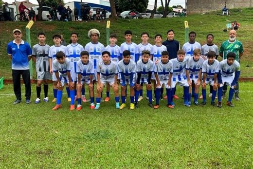 Campeã da Série Ouro. Equipe Sub-13 da Escolinha de Futebol Fantick conquistou o título do Torneio do Dia da Independência