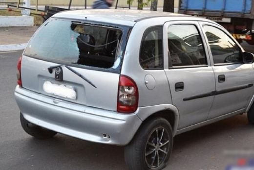 Casal se fere em acidente na São Lourenço
