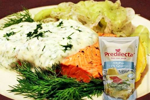 Peixe com molho três queijos