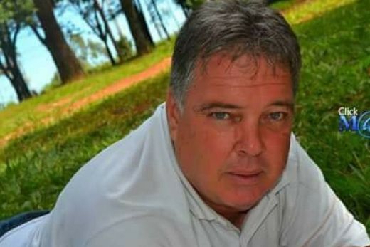 Morre o fotógrafo e colunista social Wagner Esteves