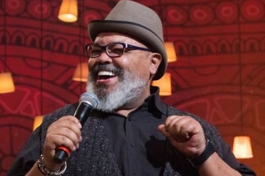 Jorge Aragão faz show em Araraquara dia 25