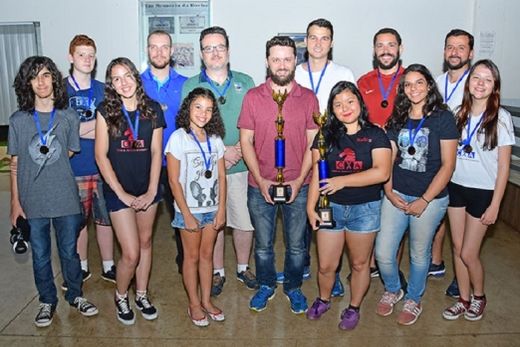Lindolfo Silva vence torneio de xadrez na Sorema
