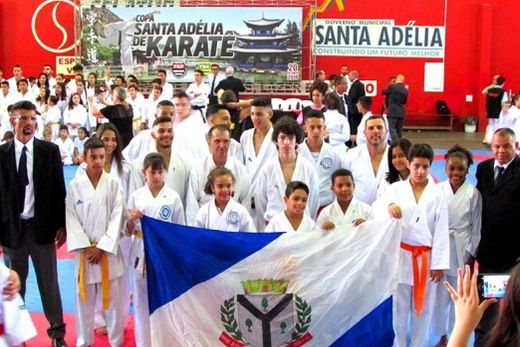 Equipe matonense fatura 20 medalhas