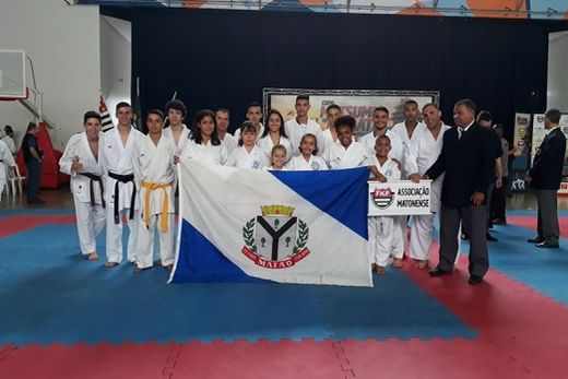 Em Rio Preto, Matão somou 19 medalhas no Karatê