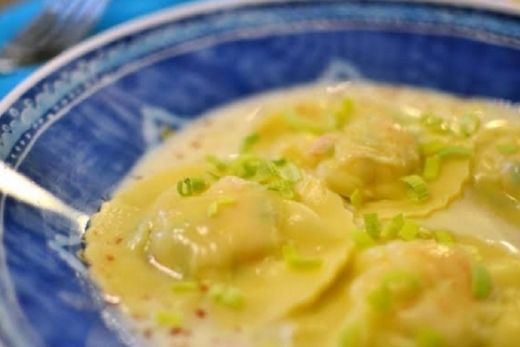 Sorentine de mussarela de búfala com presunto parma