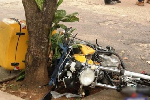Carteiro tem perna decepada em acidente no São José