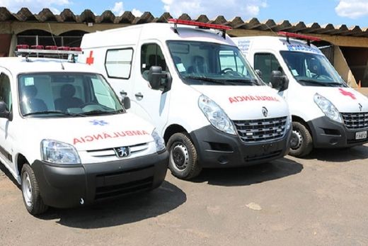 Matão recebe mais três ambulâncias