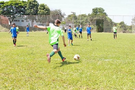 Escolinhas esportivas estão com as inscrições abertas