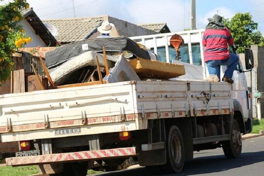 Mutirão de Combate à Dengue recolhe 400 toneladas de entulho