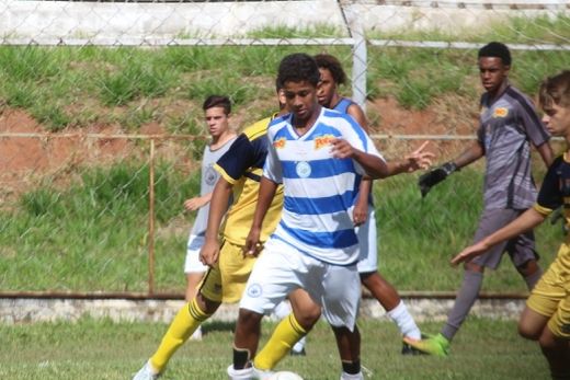 Matonense contou com a sorte na abertura do returno