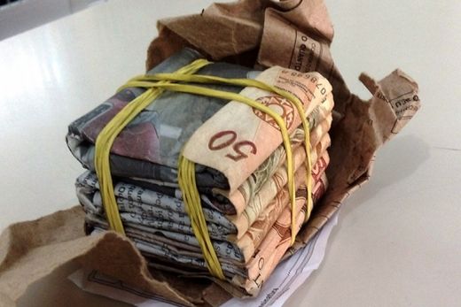 Homem cai em golpe e perde R$ 6 mil