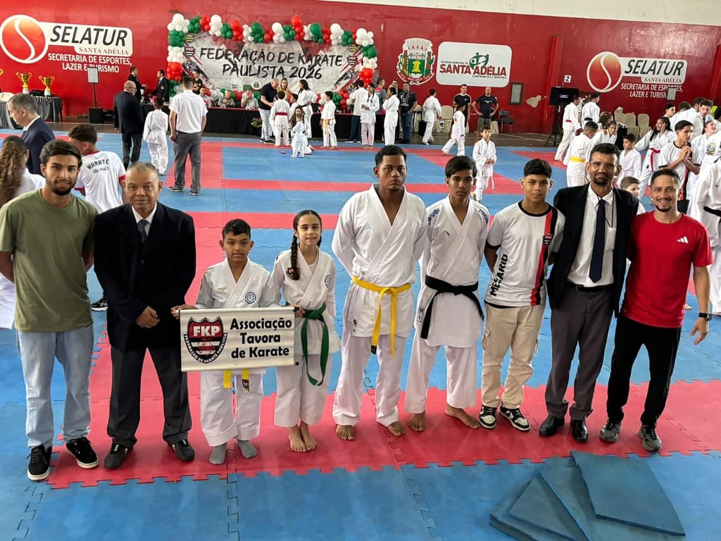 Em Santa Adélia. Karatecas da Associação Tavora conquistaram cinco medalhas de ouro, uma de prata e quatro de bronze, no dia 17
