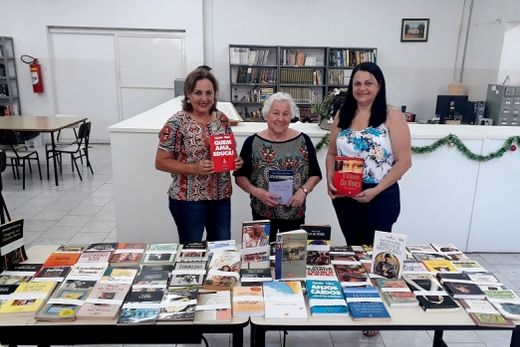 Está aberta a Feira do Livro