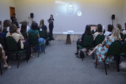 Evento reúne mulheres empresárias e empreendedoras