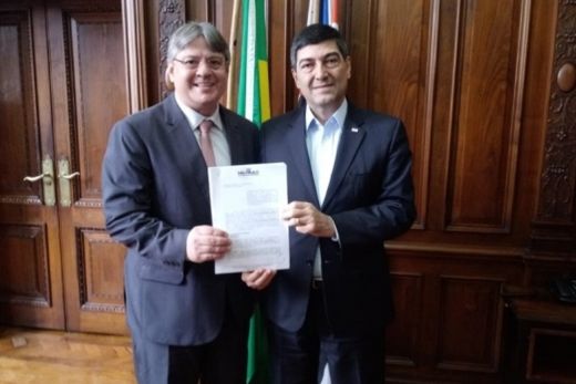 Esquetini assina convênio para a 30ª Ginastrada