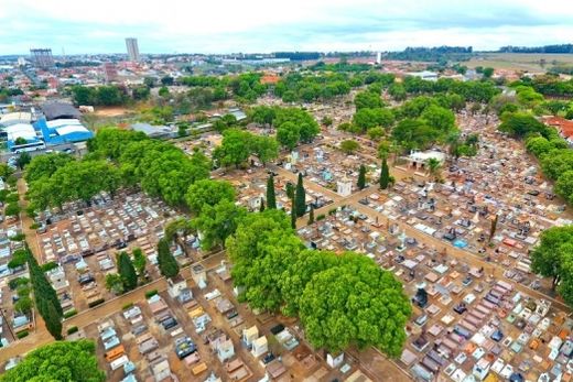 Cemitério Municipal recebeu reforma