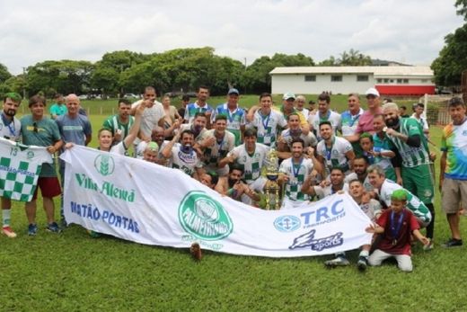 Palmeirinha é campeão do Amadorzão