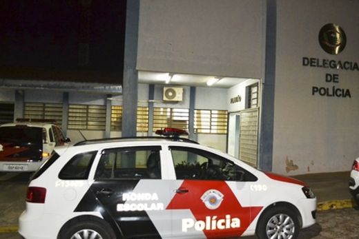 Carro é roubado no Jardim Alvorada