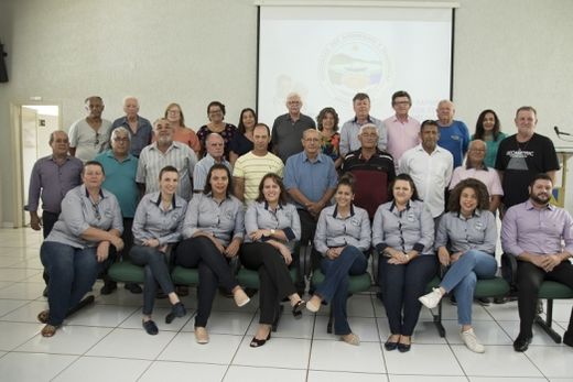 Associação dos Aposentados empossa Diretoria 2020-2023