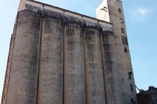 Silos da Ceagesp estocam parte da produção regional de açúcar, soja e milho (Willian Oliveira/ACidadeON/Araraquara)