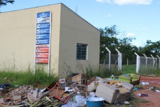 Prefeitura faz alerta sobre descarte irregular de resíduos