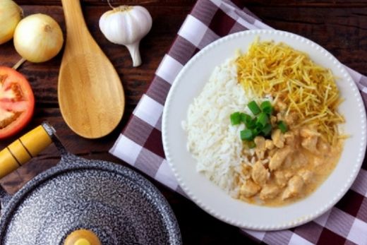 Receita Predilecta: Strogonoff de Frango