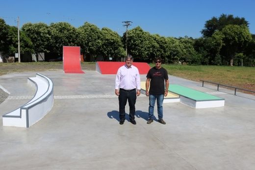 Pista de skate é concluída no Jardim Brasil