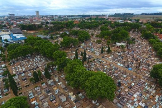Cemitério municipal ficará fechado neste feriado