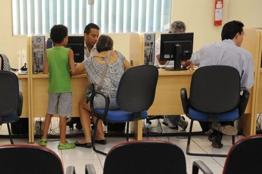 Cartórios realizam serviços por videoconferência