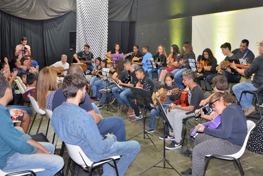 Prefeitura realiza cadastro para profissionais da cultura
