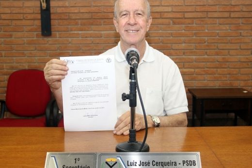 Luiz Cerqueira homenageia Walter Trevizaneli
