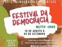 Jovens entregam propostas para pré-candidatos locais