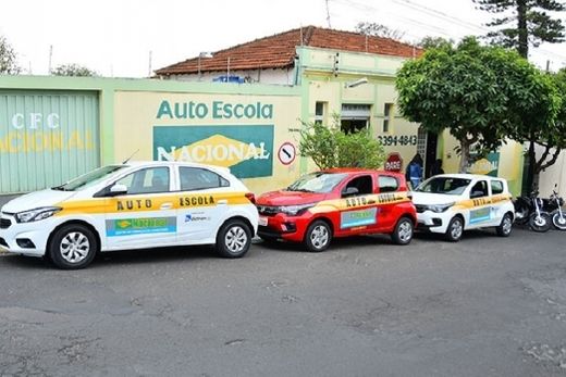 Detran-SP autoriza retomada de aulas presenciais