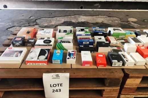 Receita Federal promove leilão eletrônico de produtos e veículos
