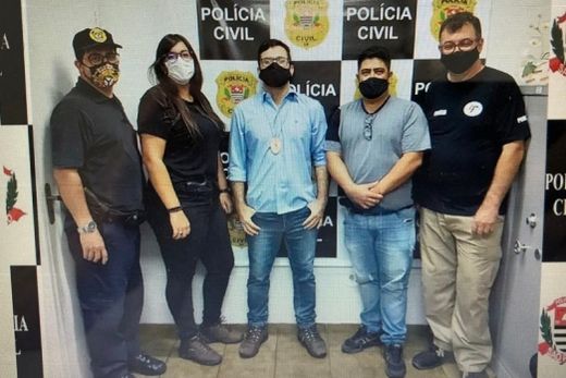 Polícia apreende material pornográfico infanto-juvenil