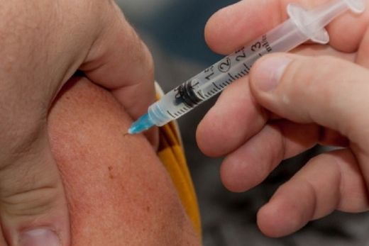 Vacinação contra covid-19 deve começar dia 25, em todo Estado