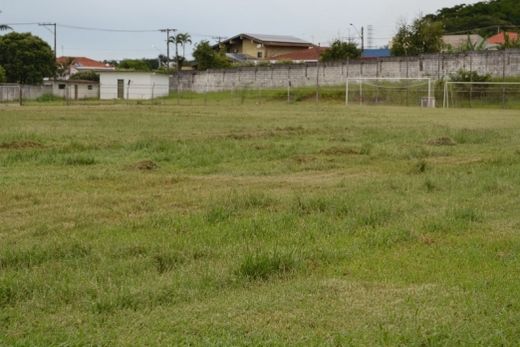 Matonense tenta recuperar gramado do estádio